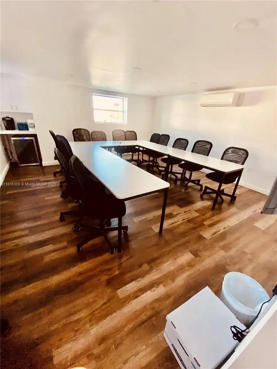 881 NW 13th Ave # 2, Miami FL 33135 photo 3
