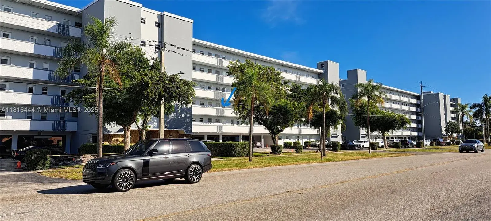 1425 Atlantic Shores Blvd # 307, Hallandale Beach FL 33009