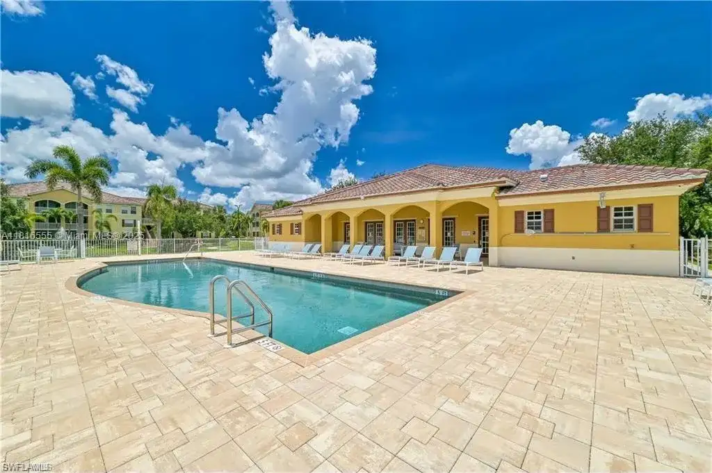 4105 Residence dr # 721, Fort Myers FL 33901 photo 3
