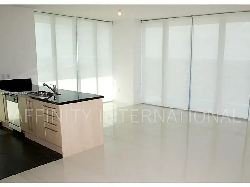 79 SW 12 ST # 3901, Miami FL 33130 photo 3