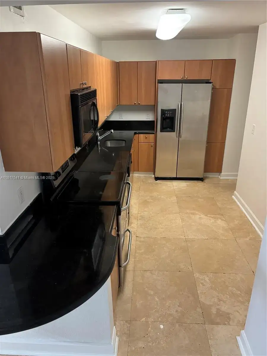 401 69th St # 1607, Miami Beach FL 33141 photo 2