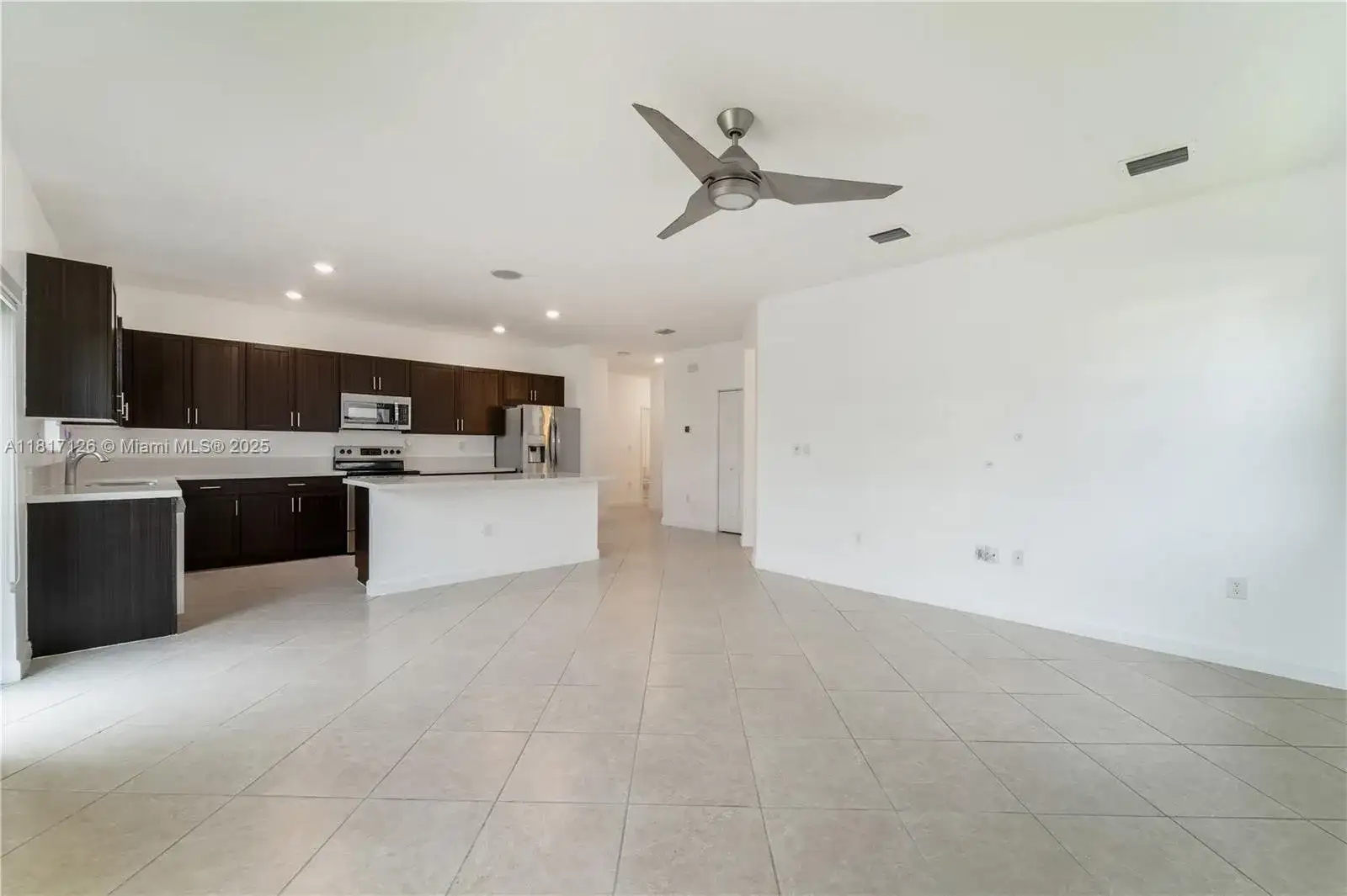 22938 SW 128th Pl, Miami FL 33170 photo 5