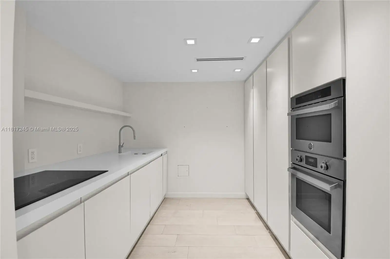 5700 Collins Ave # 7A, Miami Beach FL 33140 photo 3