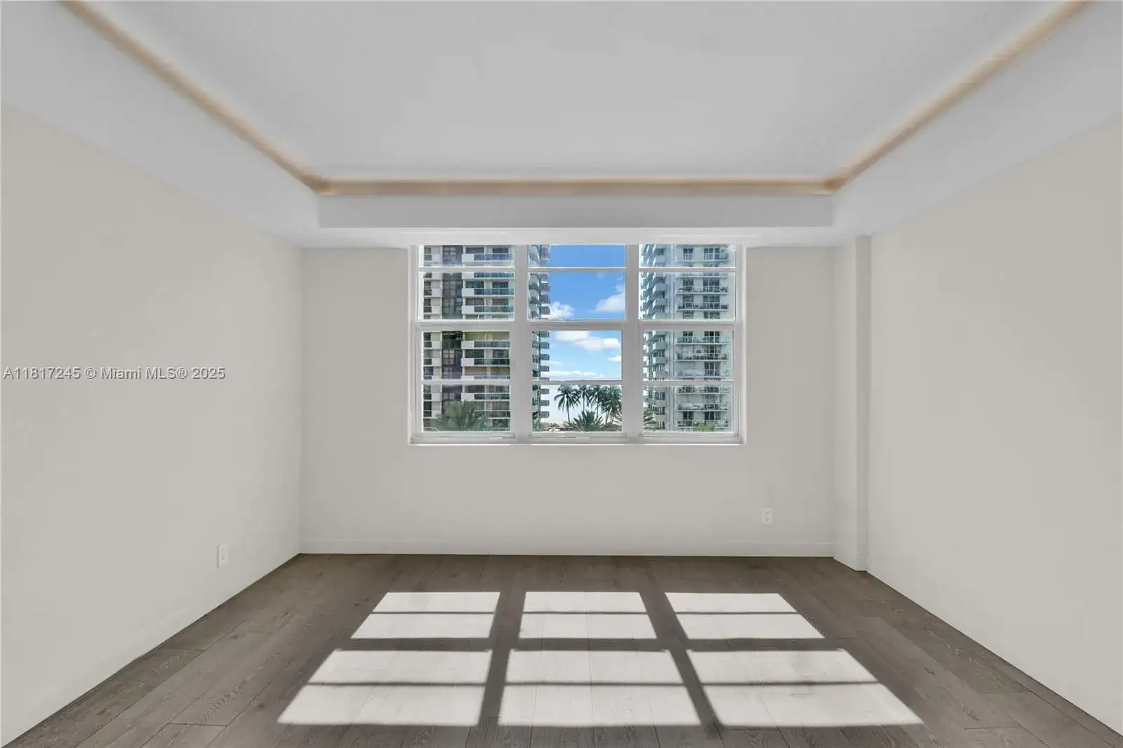 5700 Collins Ave # 7A, Miami Beach FL 33140 photo 4