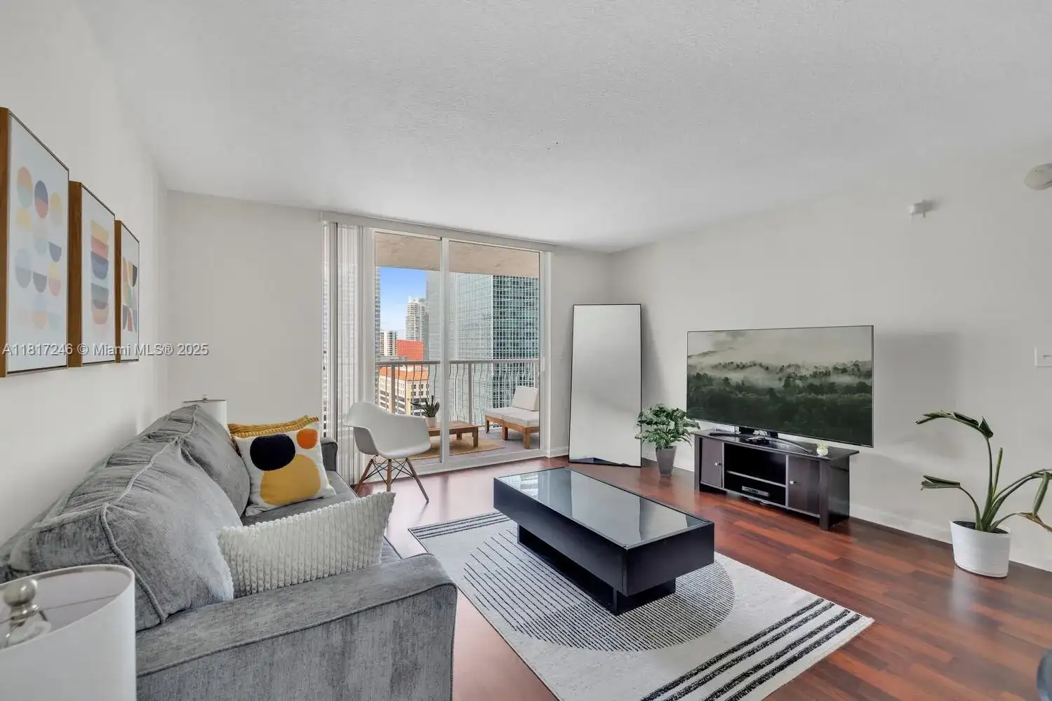 1200 Brickell Bay Dr # 2619, Miami FL 33131 photo 2