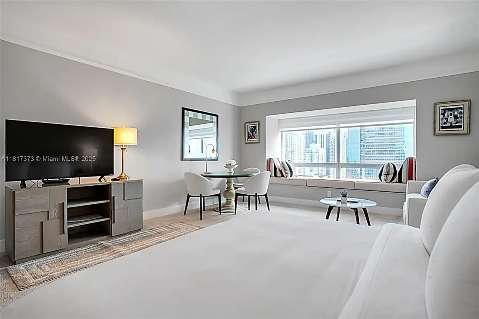 1435 Brickell Ave # 3111, Miami FL 33131 photo 5