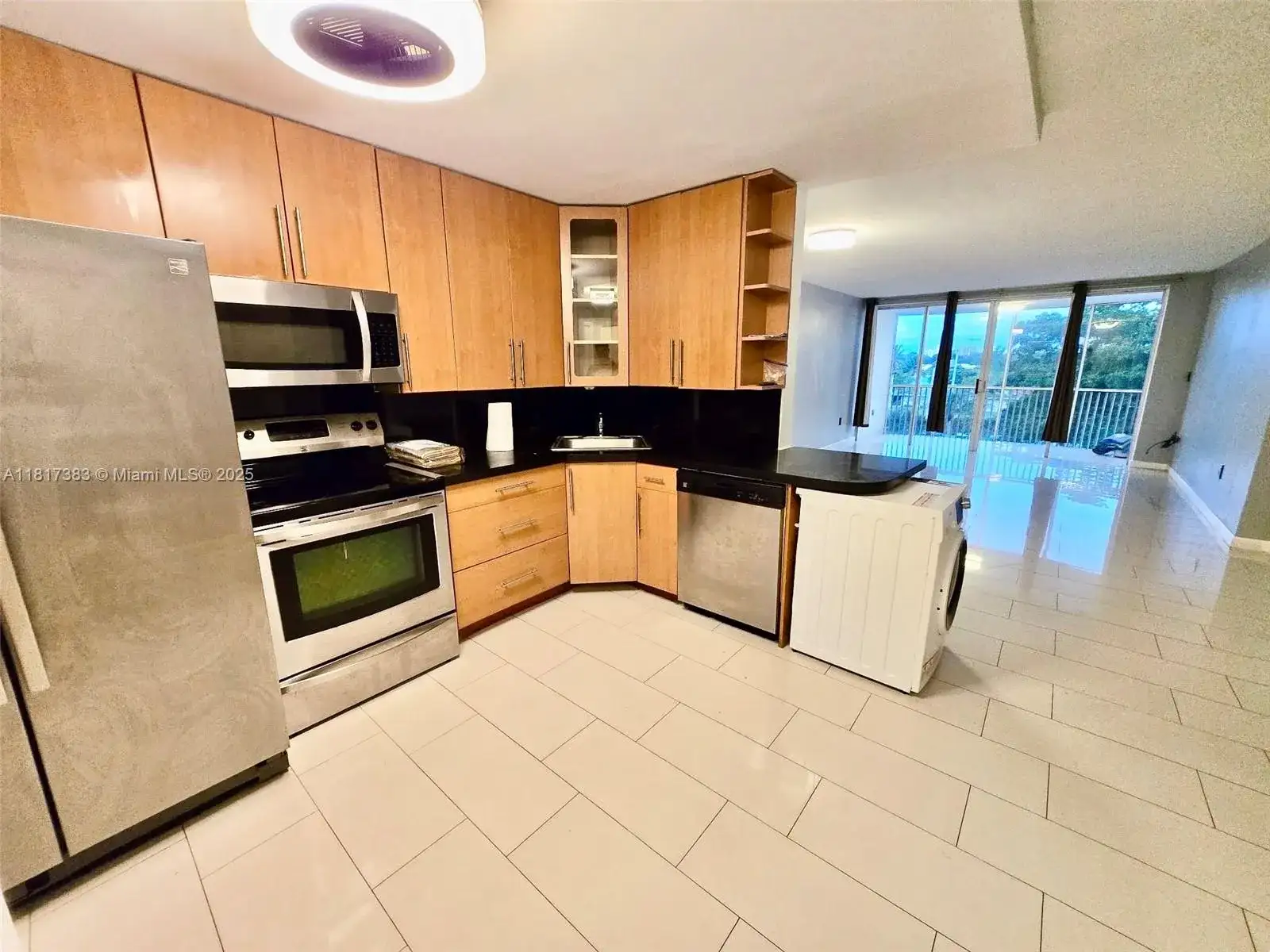 1780 NE 191st St # 2, Miami FL 33179 photo 2