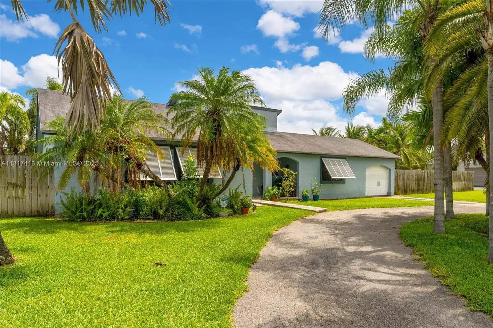 16040 SW 287th St, Homestead FL 33033 photo 2