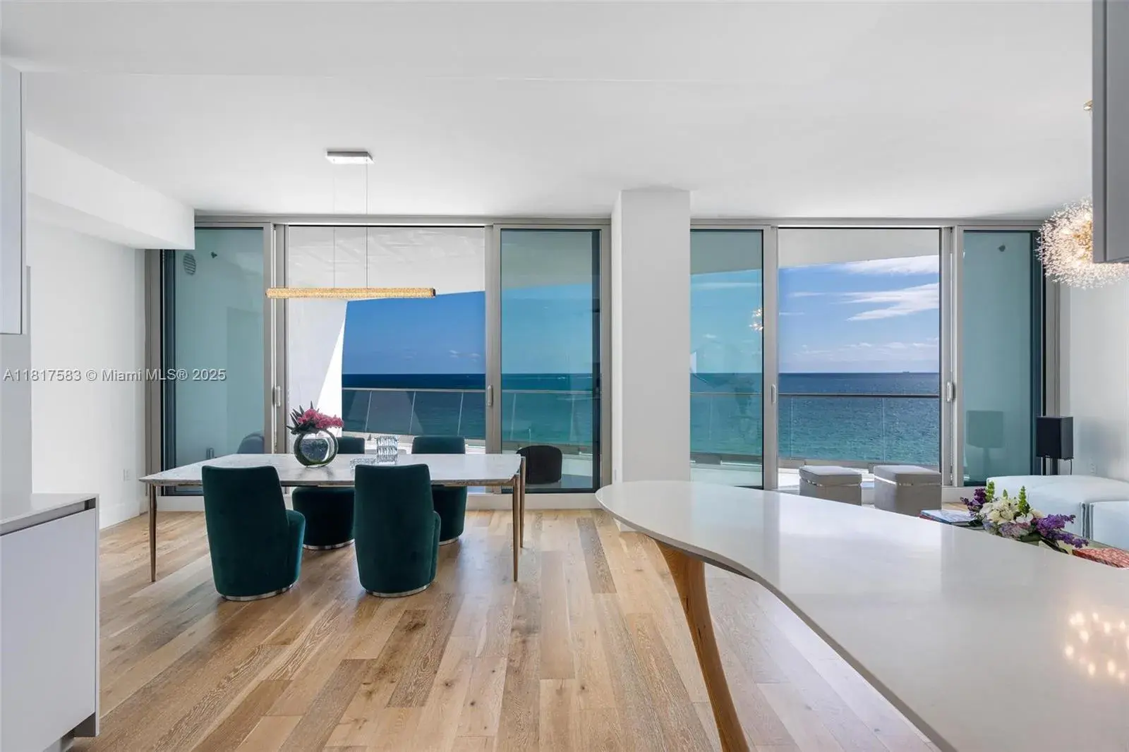 2 bedroom 2 bath Residential for sale at 16901 Collins Ave # 902, Sunny Isles Beach FL 33160