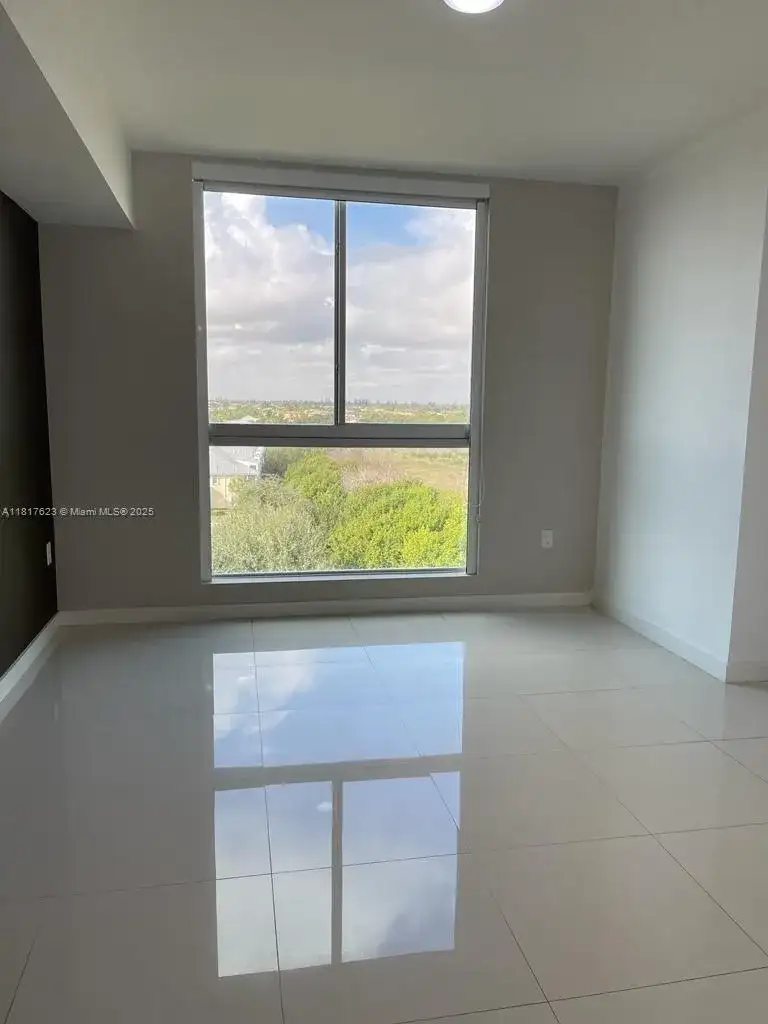 7661 NW 107th Ave # 614, Doral FL 33178 photo 3