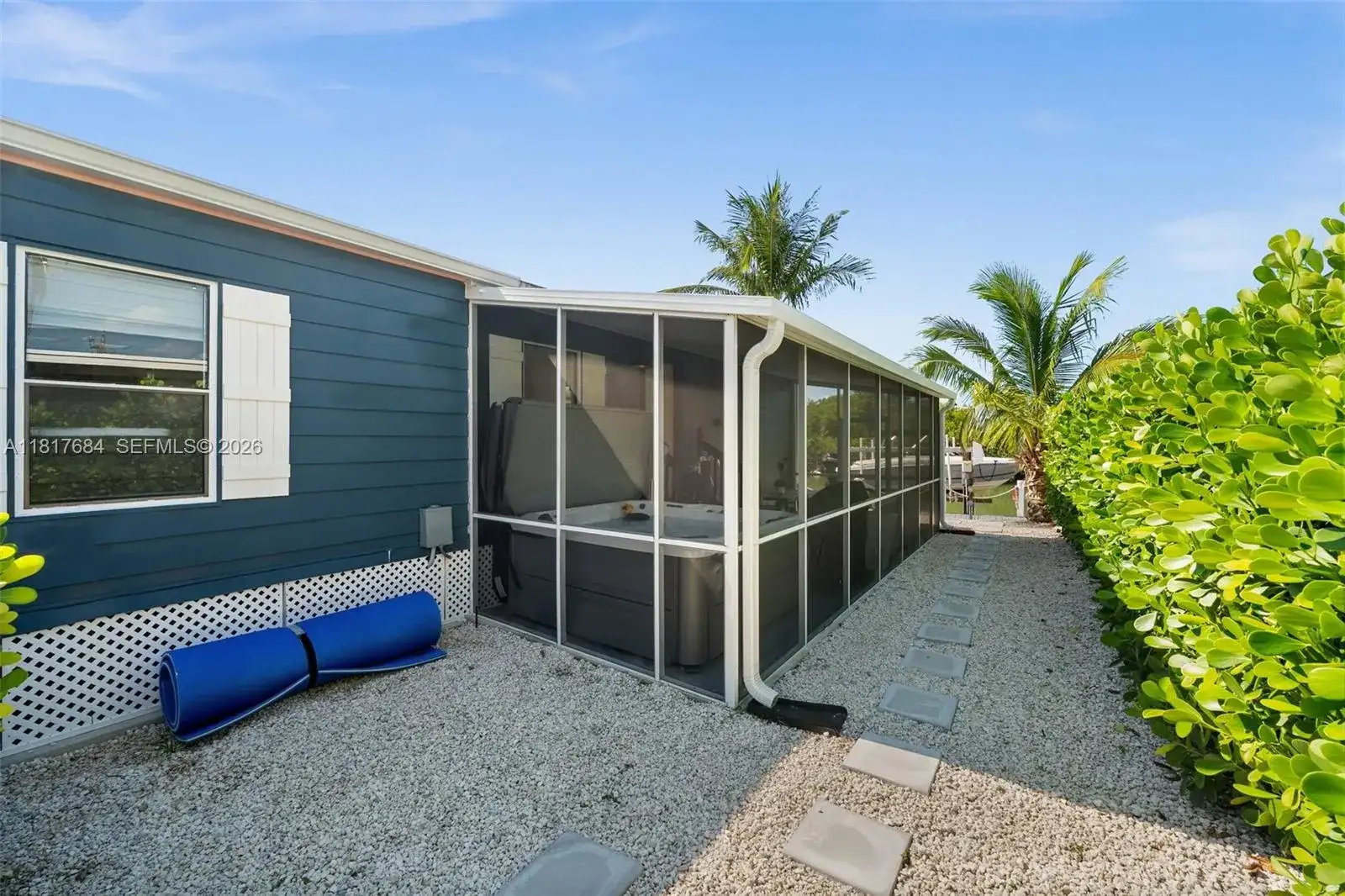 648 E Palm dr, Marco Island FL 34140 photo 3