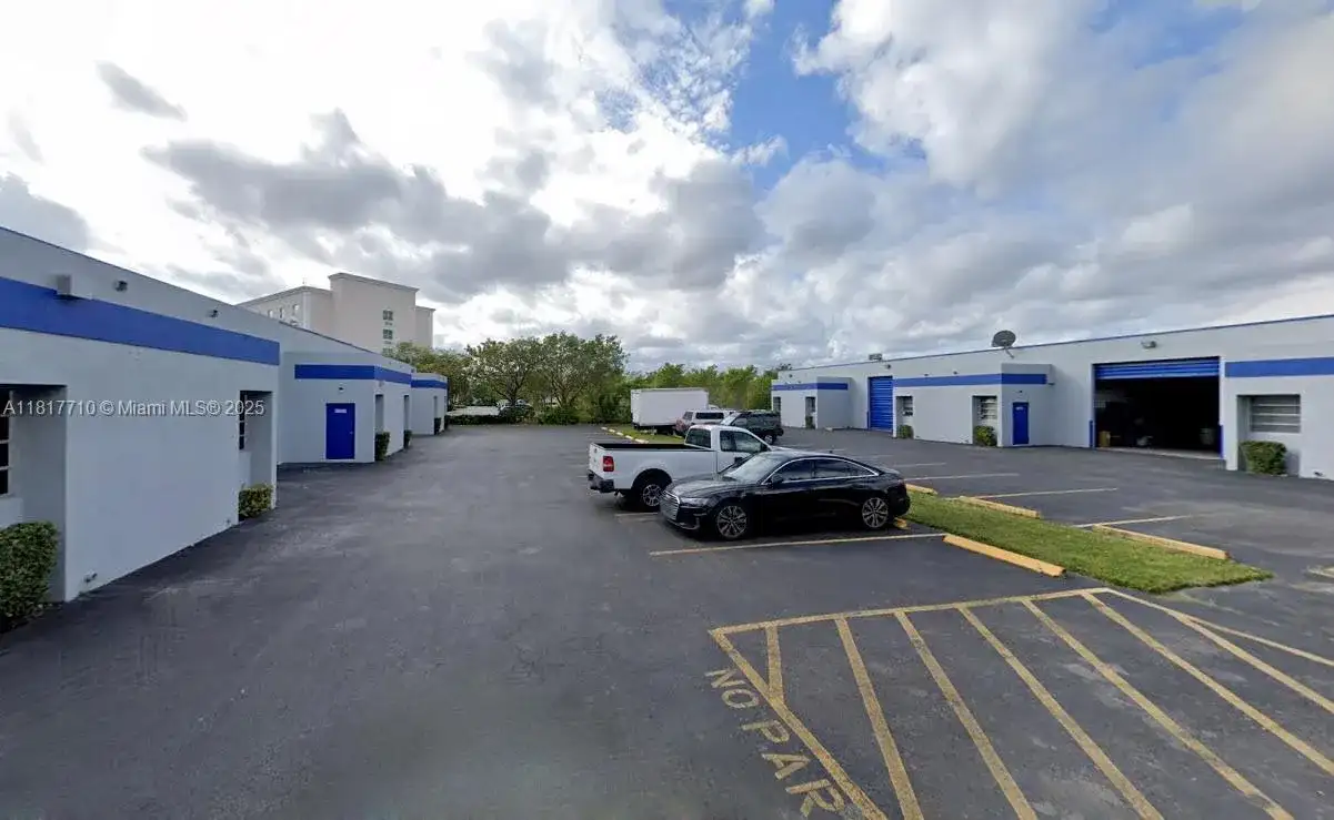 13552 SW 129th St, Miami FL 33186 photo 3
