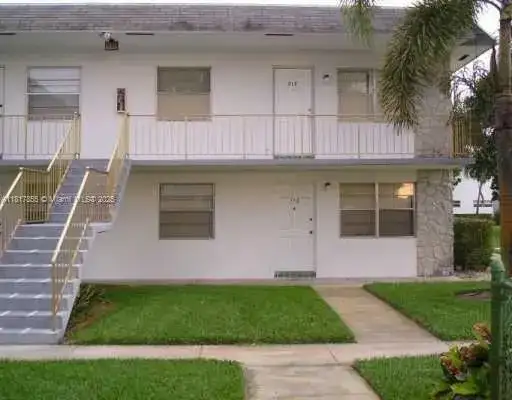 6201 SW 37th St # 113, Davie FL 33314 photo 2