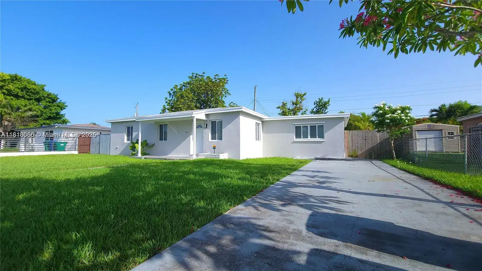 7410 SW 37th St, Miami FL 33155 photo 2