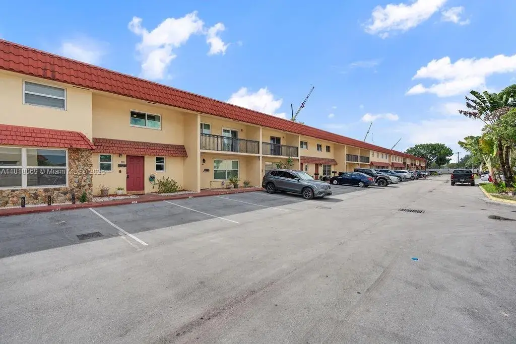 4124 SW 65th Ave # 69, Davie FL 33314