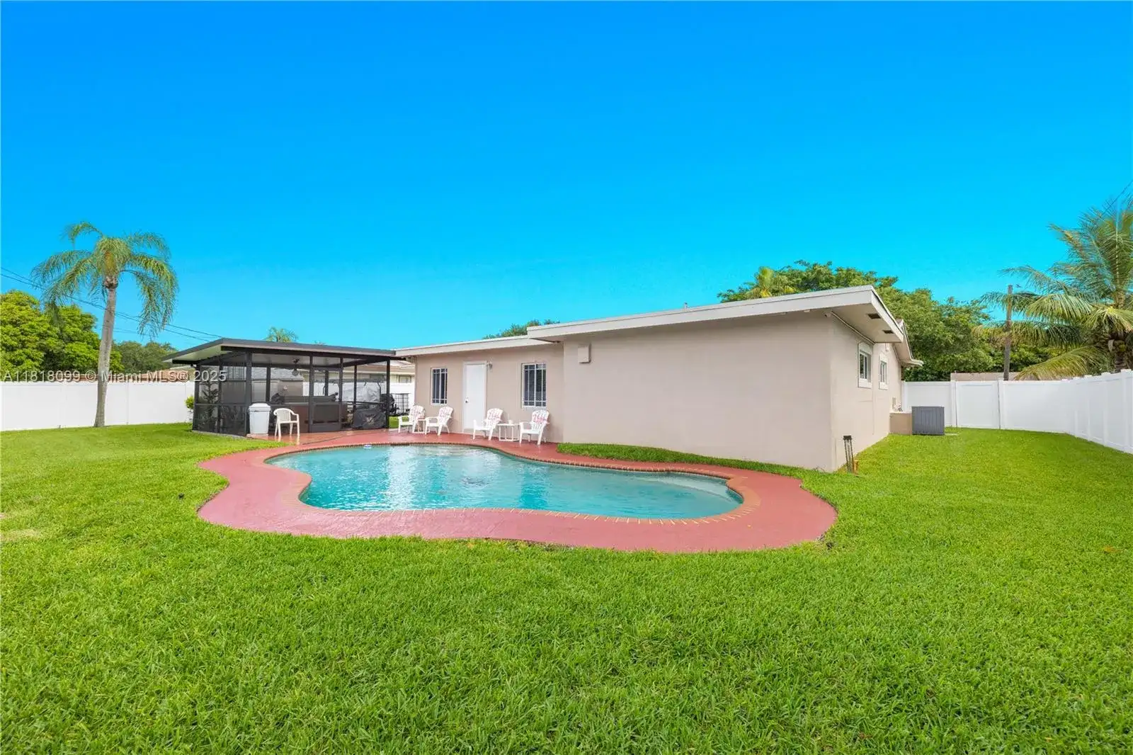 4500 NW 7th St, Plantation FL 33317 photo 4