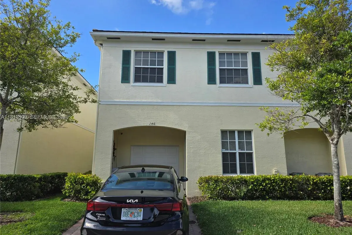 146 SW 7th Ct, Pompano Beach FL 33060