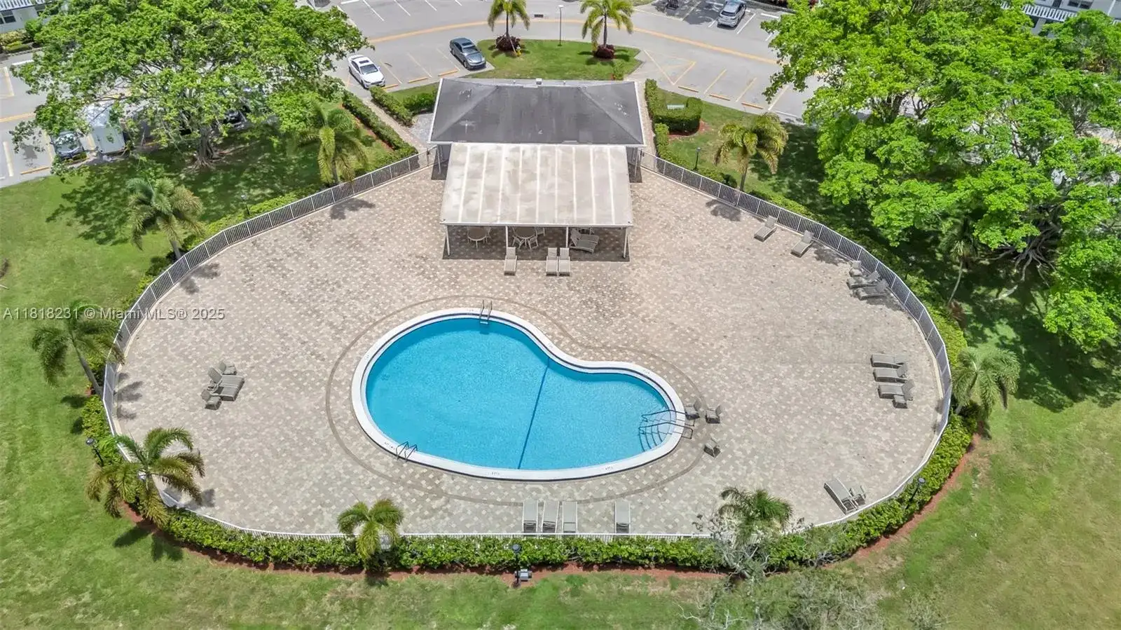 2026 Berkshire B # 2026, Deerfield Beach FL 33442 photo 4