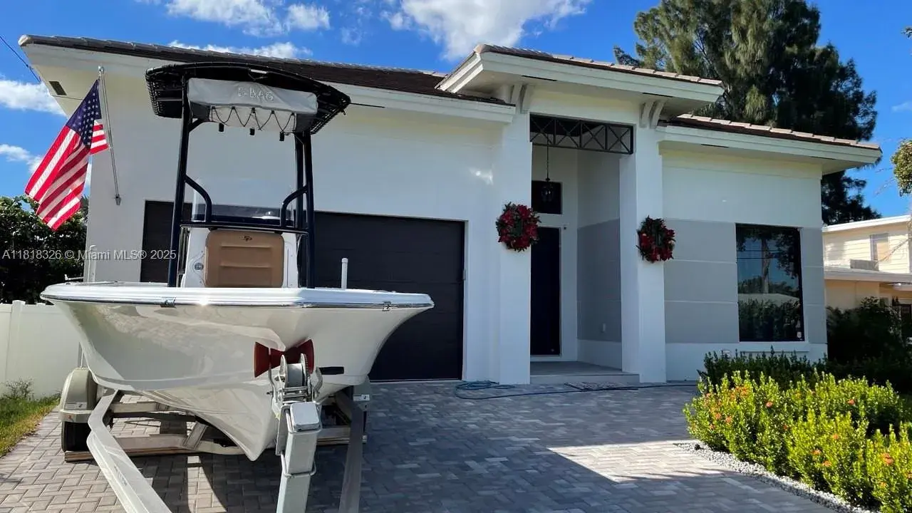 1951 SW 28th Ave, Fort Lauderdale FL 33312