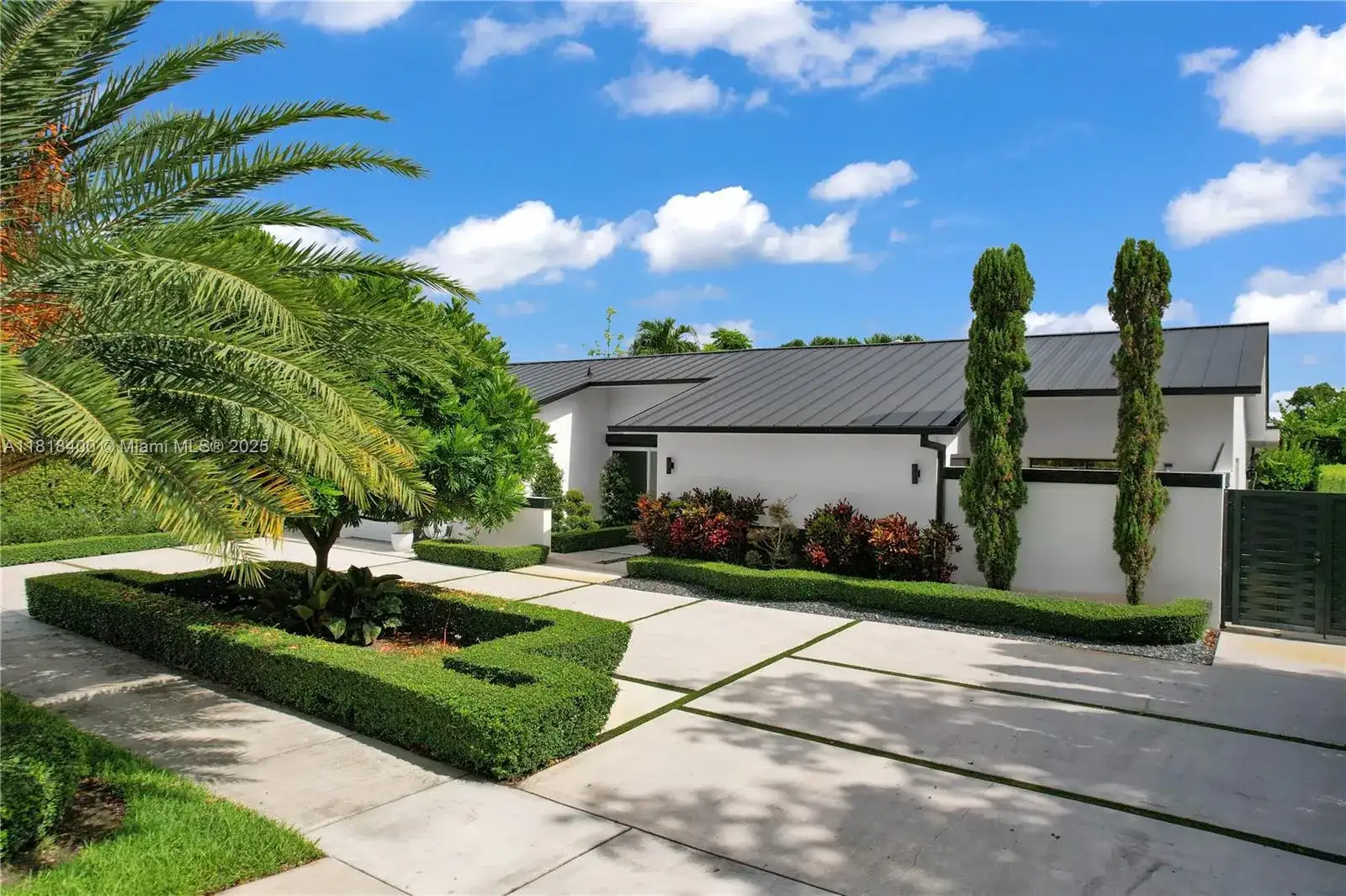 14051 SW 48th St, Miami FL 33175 photo 4
