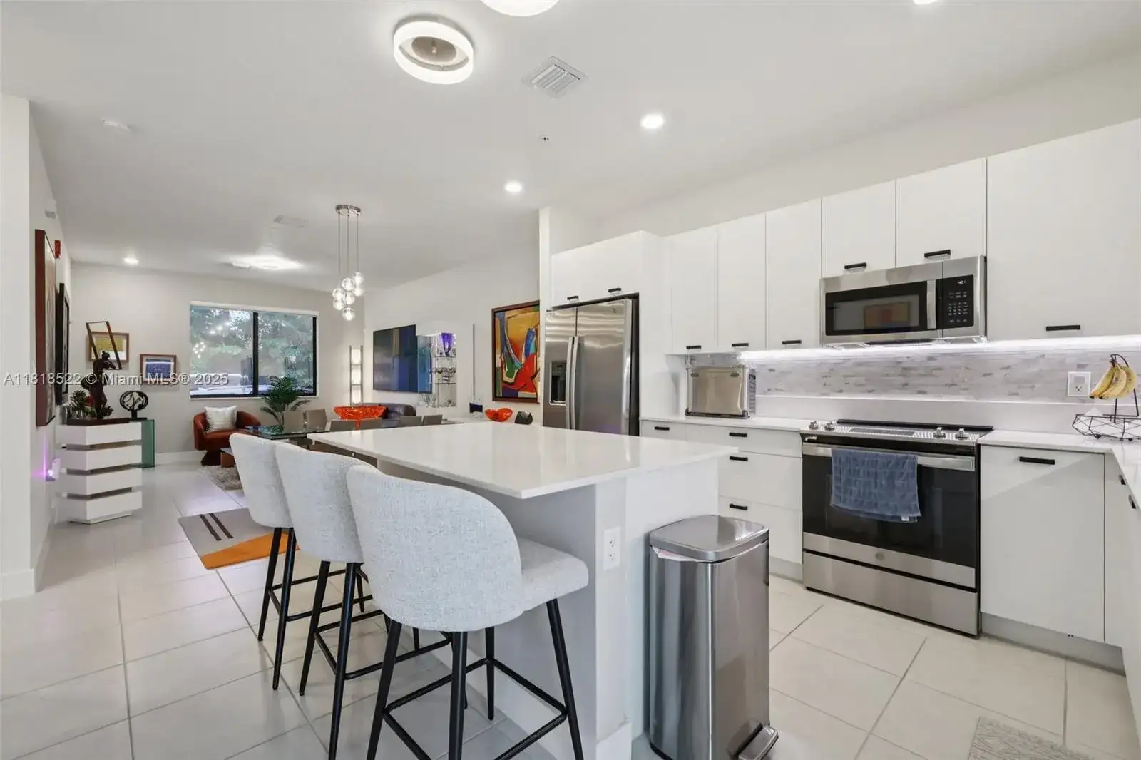 8001 NW 41st St # 112, Doral FL 33166 photo 2