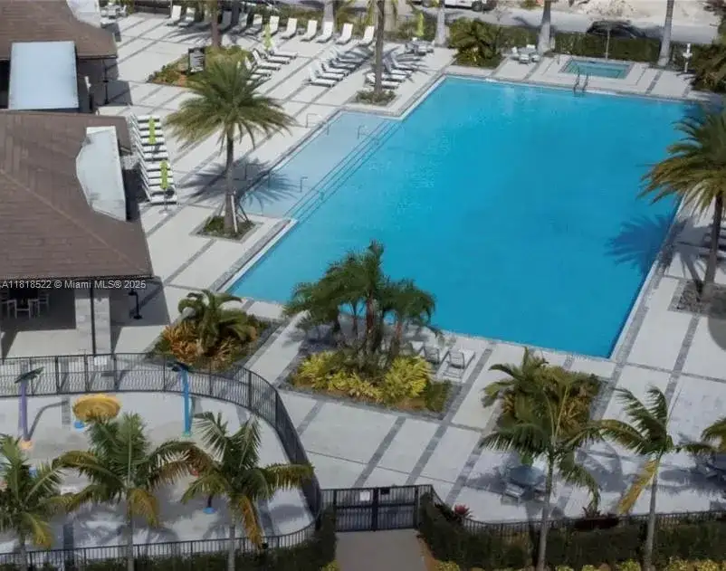 8001 NW 41st St # 112, Doral FL 33166 photo 3