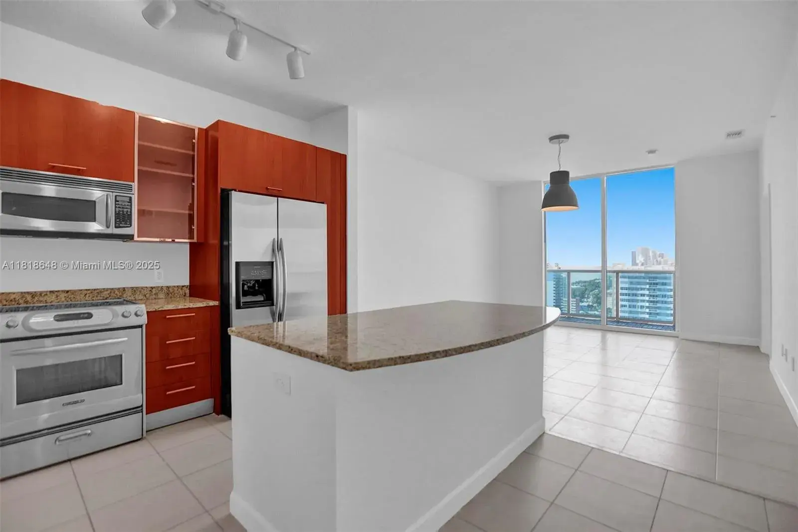 1945 S Ocean Dr # 2302, Hallandale Beach FL 33009