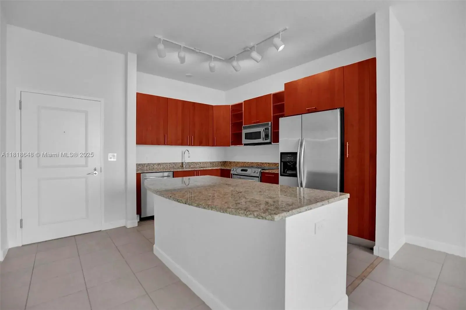1945 S Ocean Dr # 2302, Hallandale Beach FL 33009