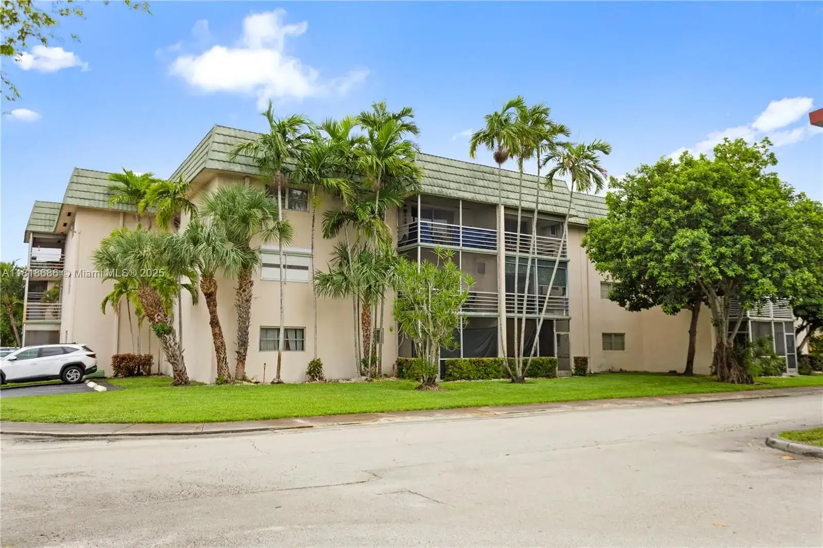 5790 Stirling # 212, Hollywood FL 33021 photo 4