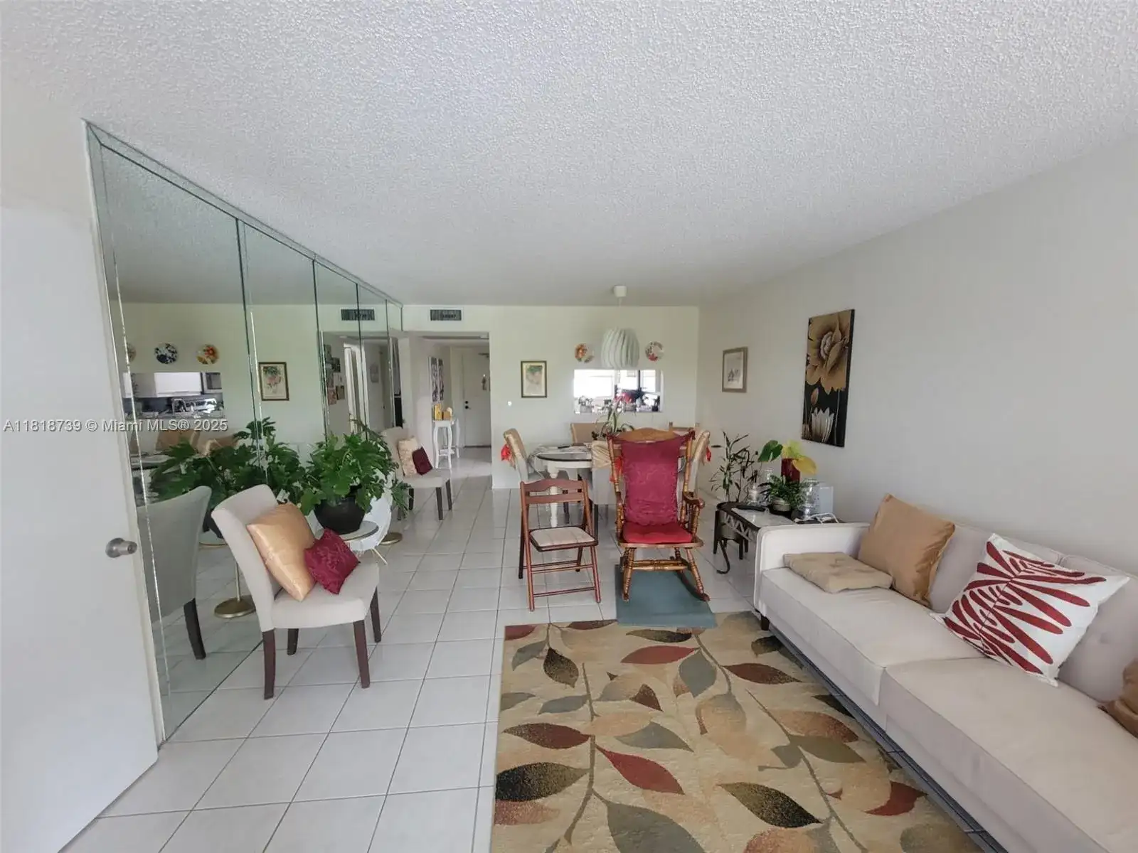 9235 Lagoon Pl # 403, Davie FL 33324 photo 4