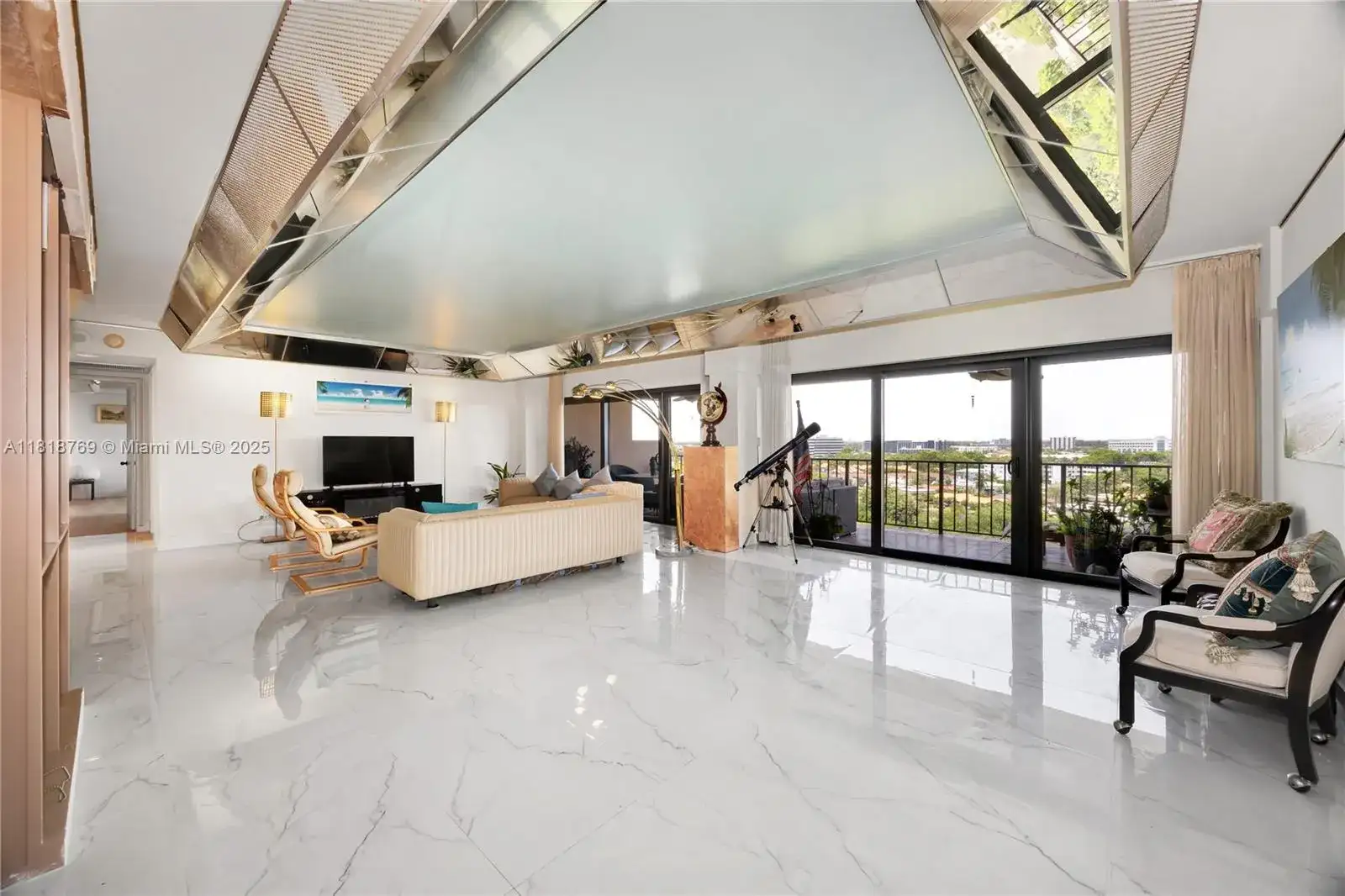 1800 NE 114th St # 1103, Miami FL 33181 photo 4