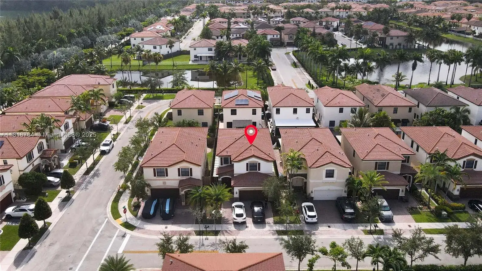 8885 NW 100th Pl, Doral FL 33178 photo 4