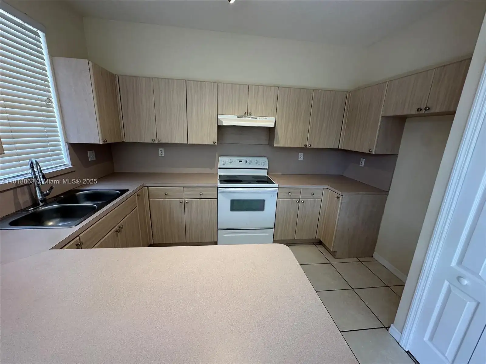 10869 SW 88th Ter # 0, Miami FL 33176 photo 5
