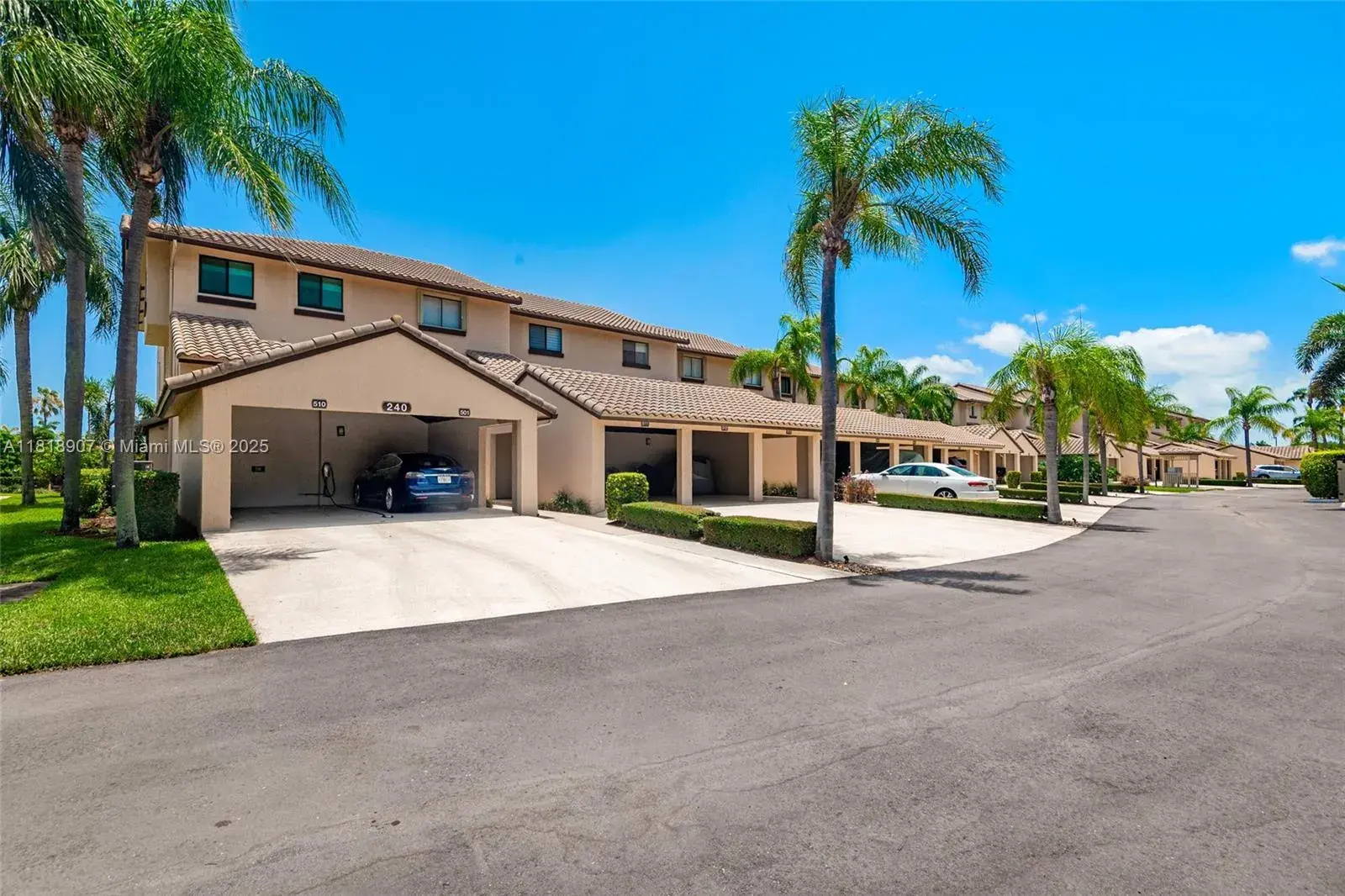 240 Captains Walk # 5110, Delray Beach FL 33483