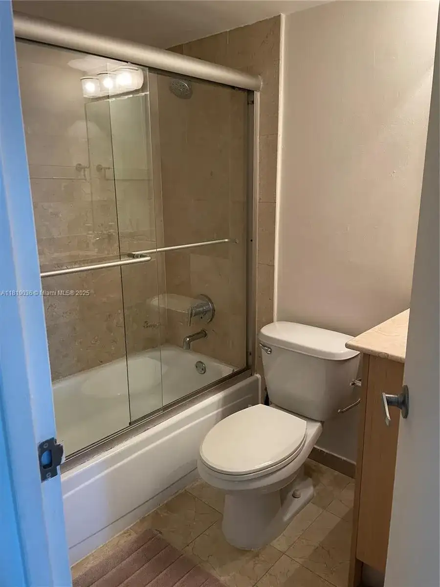 10275 Collins Ave # 1405, Bal Harbour FL 33154 photo 5