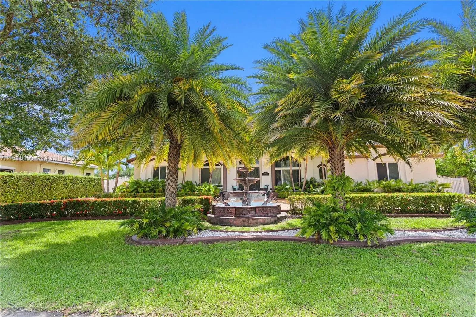 16601 SW 87th Ct, Palmetto Bay FL 33157 photo 3