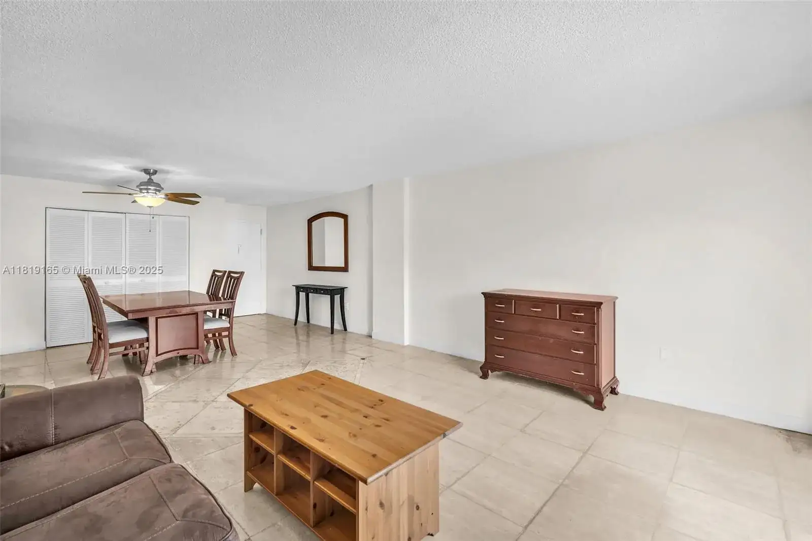 17800 Atlantic Blvd # 303, Sunny Isles Beach FL 33160 photo 4