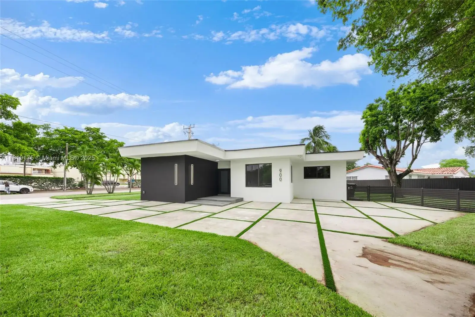 900 N Royal Poinciana Blvd, Miami Springs FL 33166 photo 2