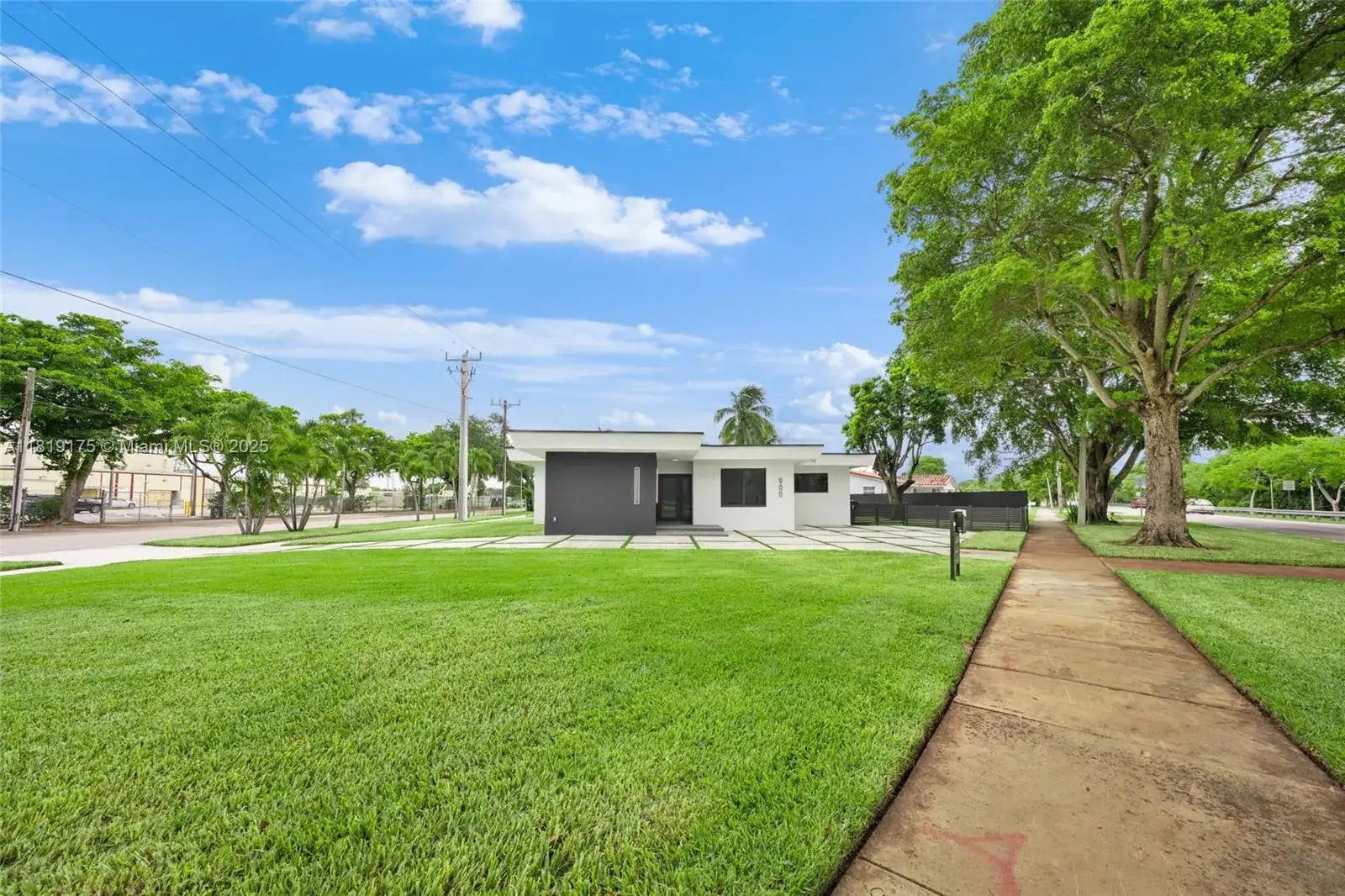 900 N Royal Poinciana Blvd, Miami Springs FL 33166 photo 3