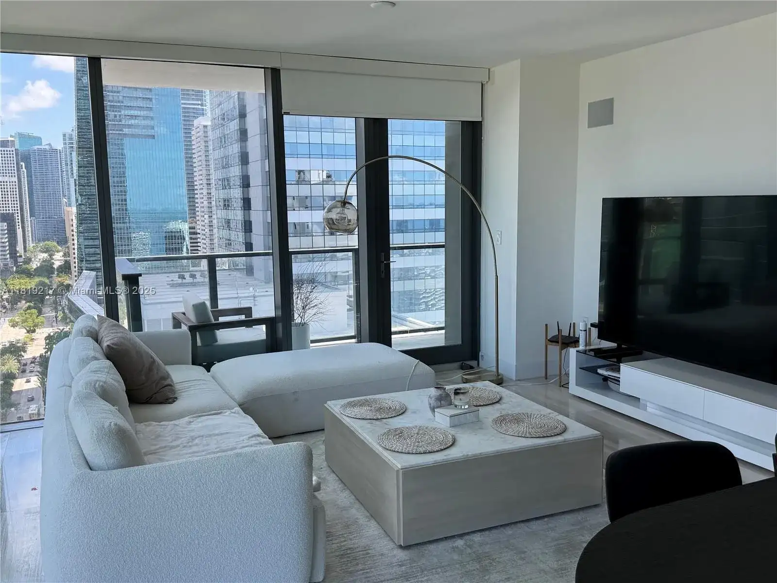 1451 Brickell Ave # 2306, Miami FL 33131 photo 4