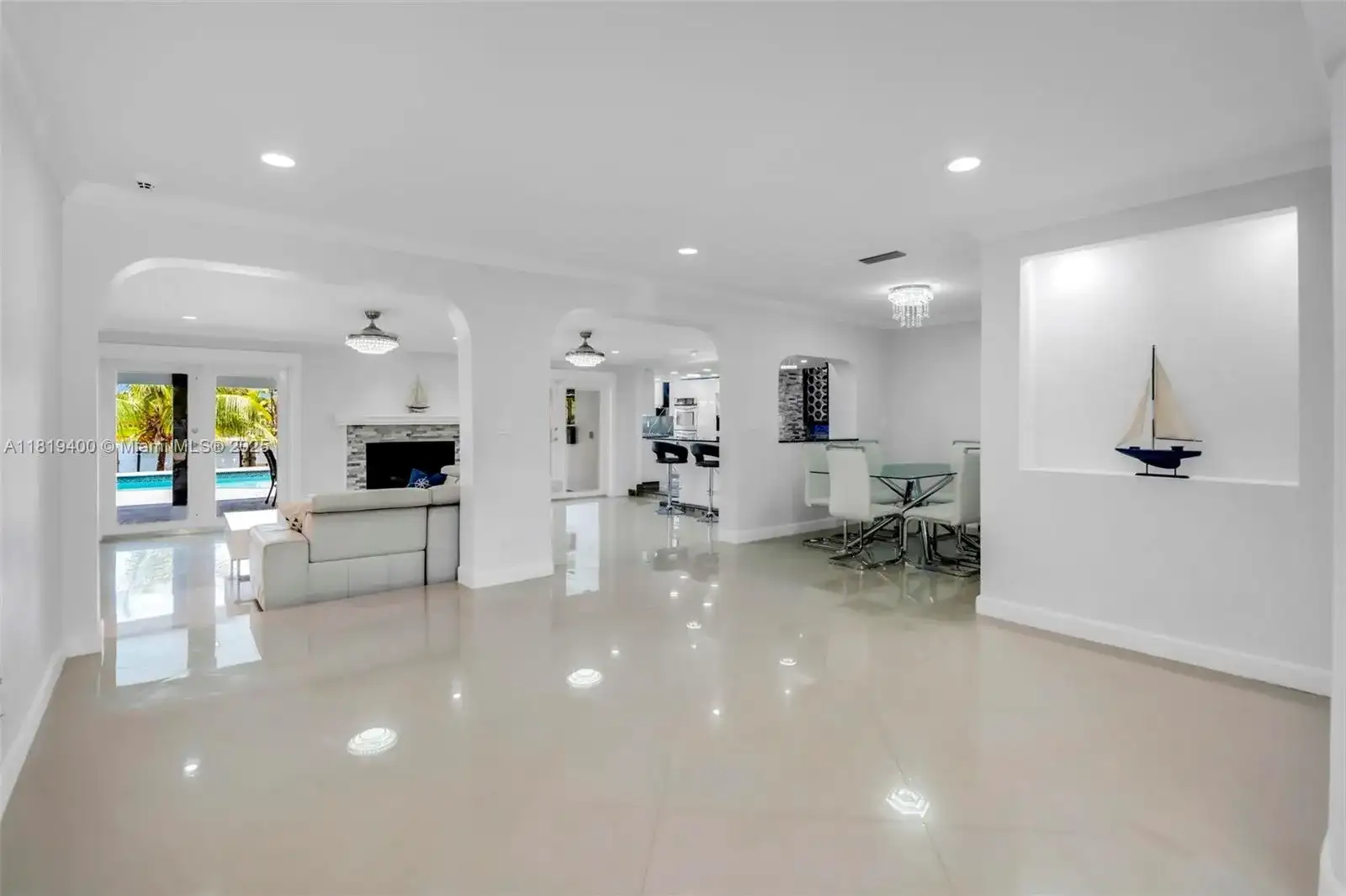8500 NW 174th St, Hialeah FL 33015 photo 5