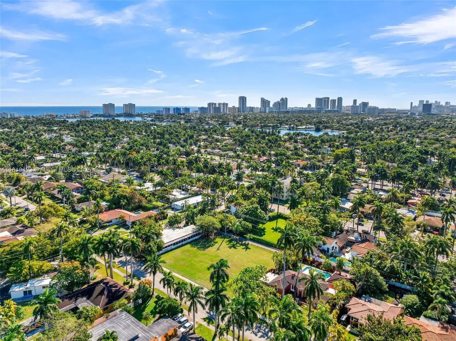 1310 Polk St, Hollywood FL 33019 photo 4