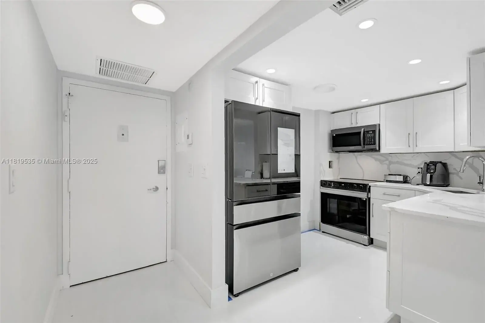 3015 N Ocean Blvd # 4K, Fort Lauderdale FL 33308