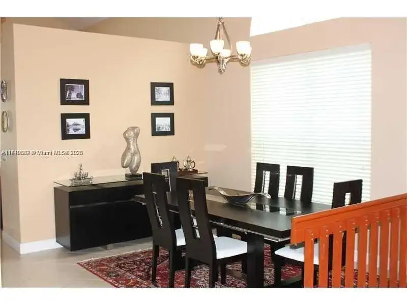 5458 SW 195th Ter, Miramar FL 33029 photo 4