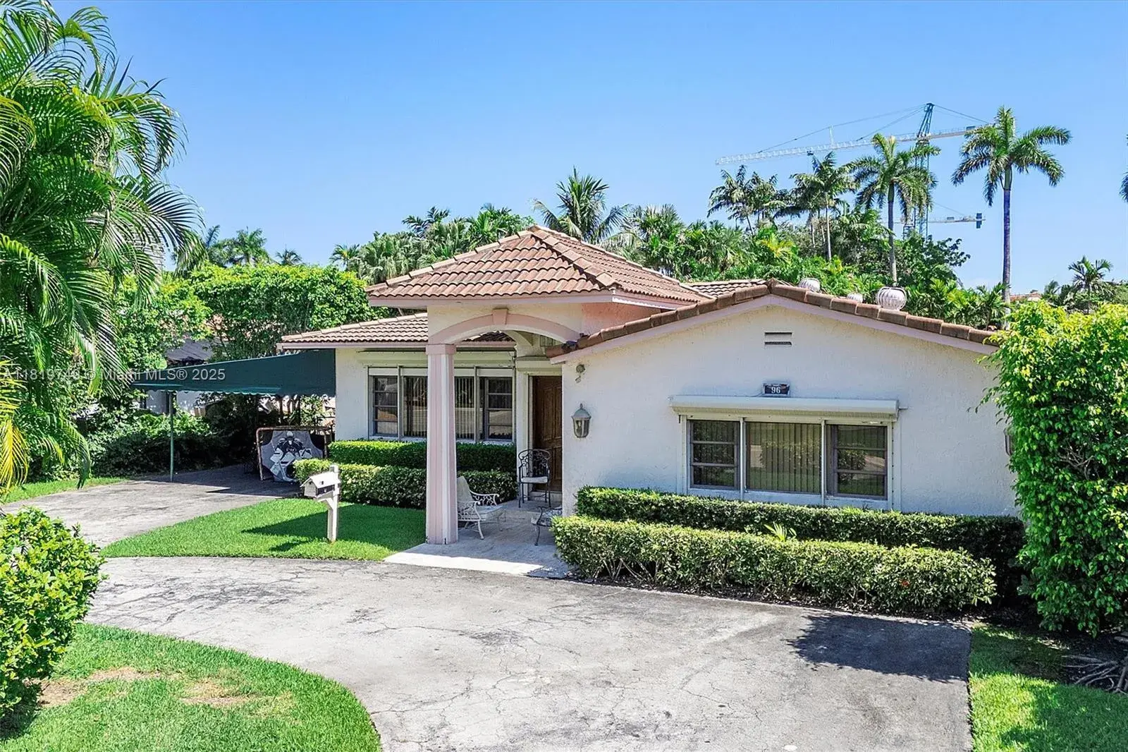 96 Bal Cross Dr, Bal Harbour FL 33154