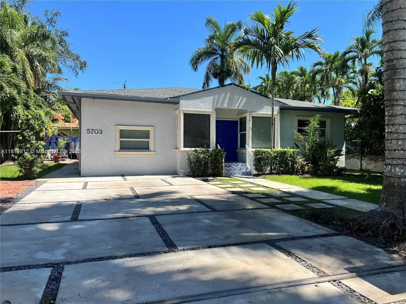 5703 SW 83rd St, South Miami FL 33143 photo 3