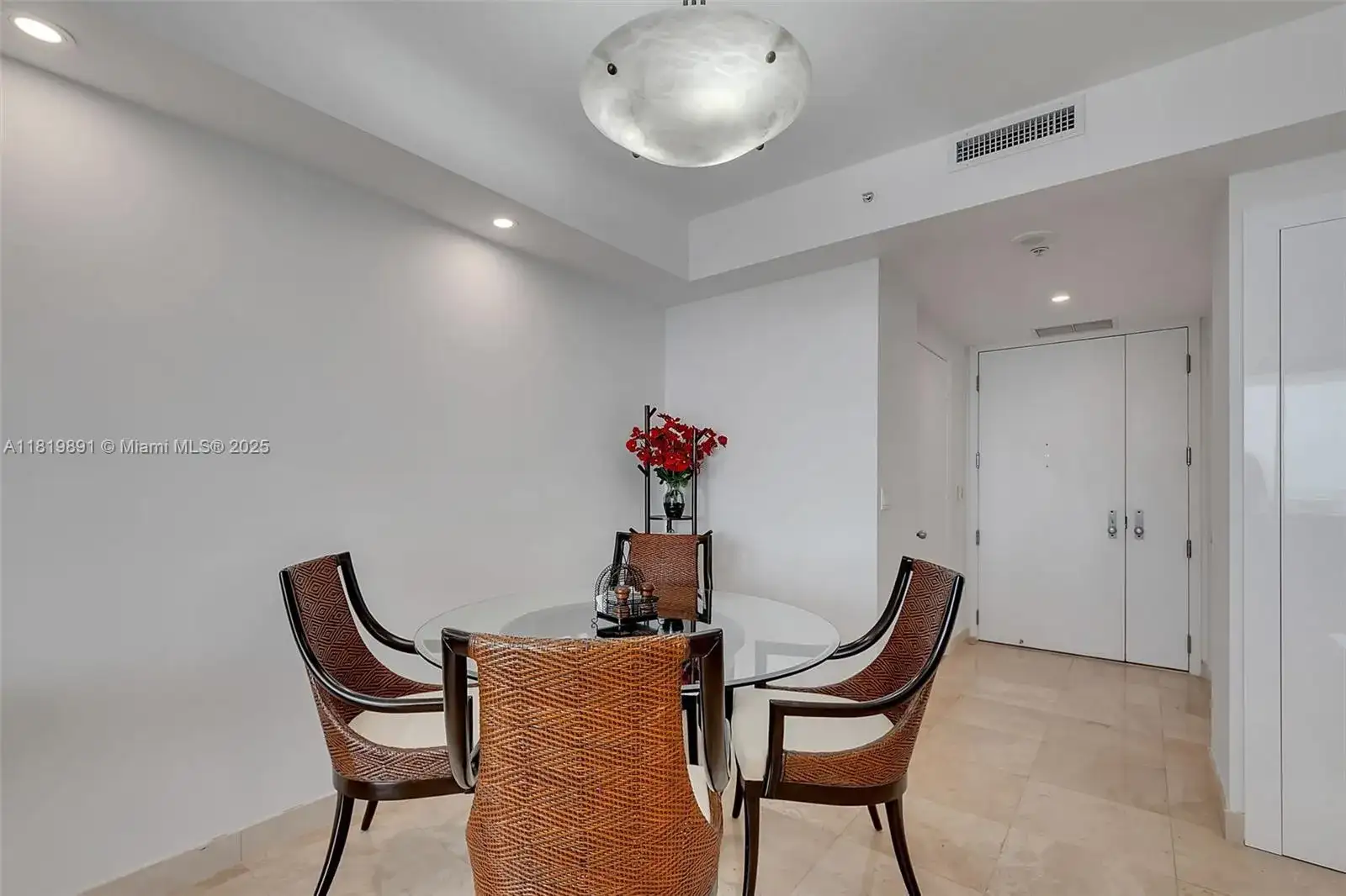 848 Brickell Key Dr # 1803, Miami FL 33131 photo 2