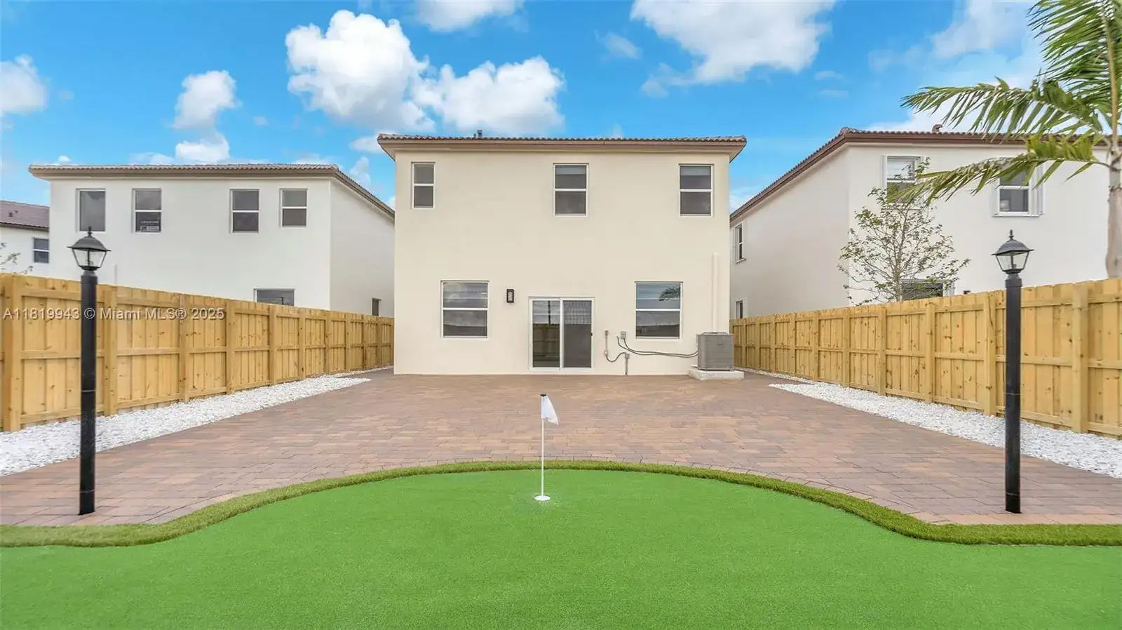 2450 SE 24 Drive, Homestead FL 33035 photo 4