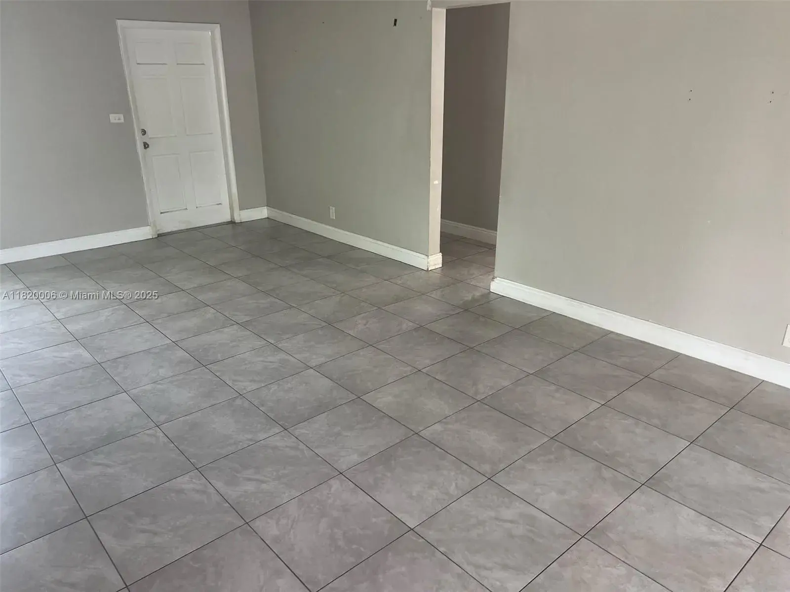 2720 SW 18th St, Fort Lauderdale FL 33312