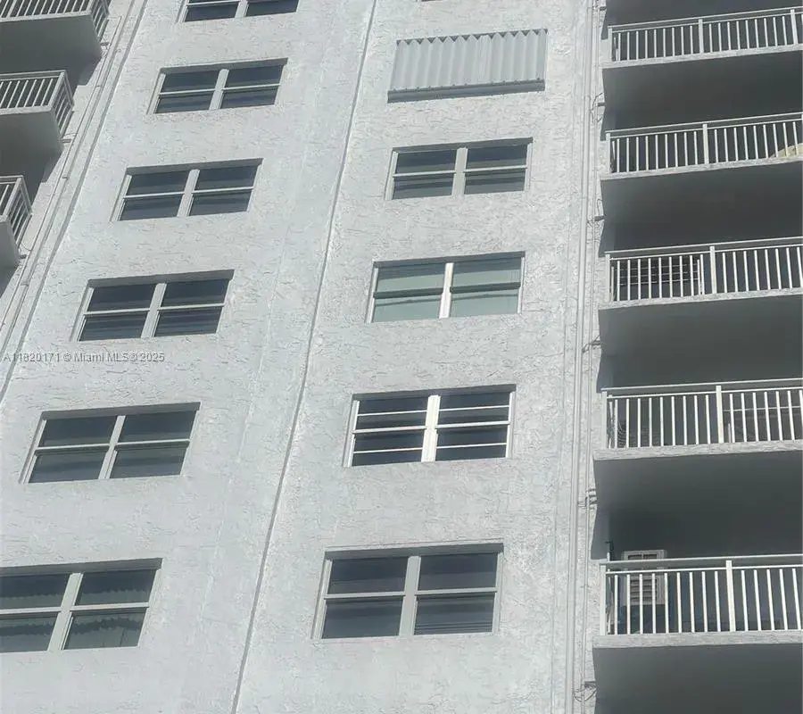 200 S Birch Rd # 206, Fort Lauderdale FL 33316